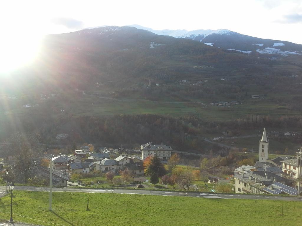 Souvenir De Tsaneli Appartement Roisan Buitenkant foto